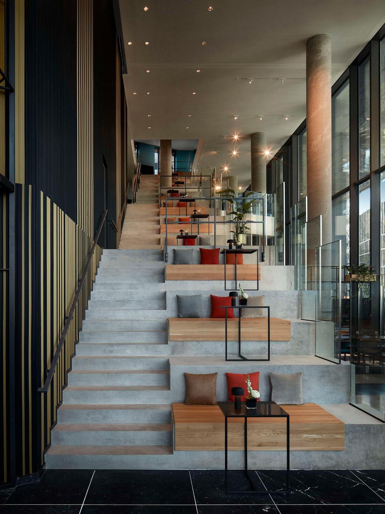 Nh Collection Frankfurt Spin Tower Hotel Frankfurt am Main Buitenkant foto