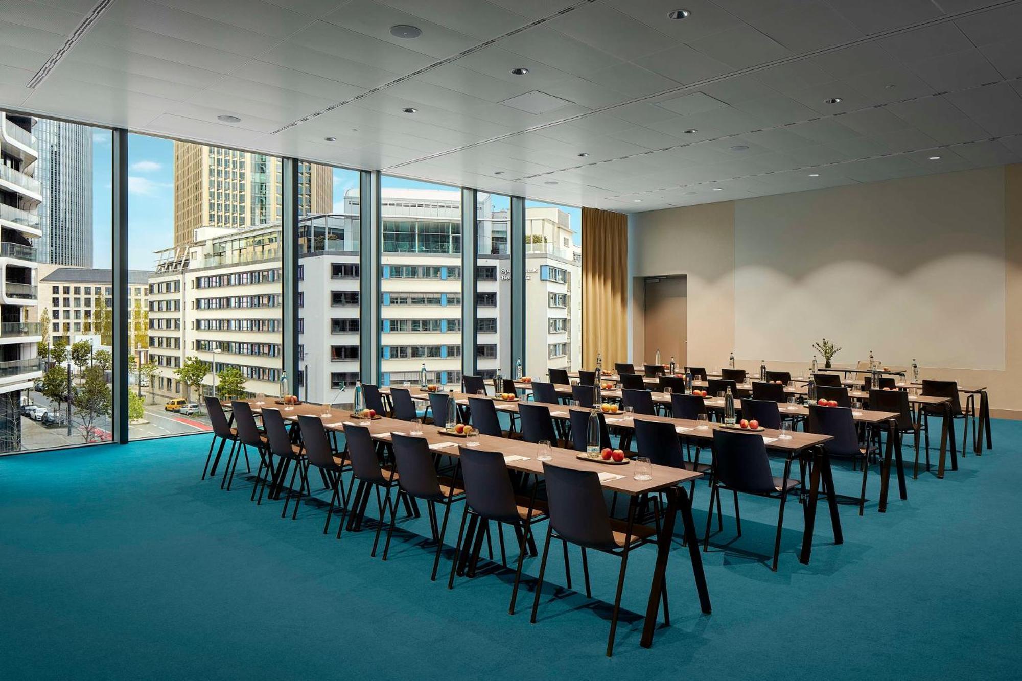 Nh Collection Frankfurt Spin Tower Hotel Frankfurt am Main Buitenkant foto
