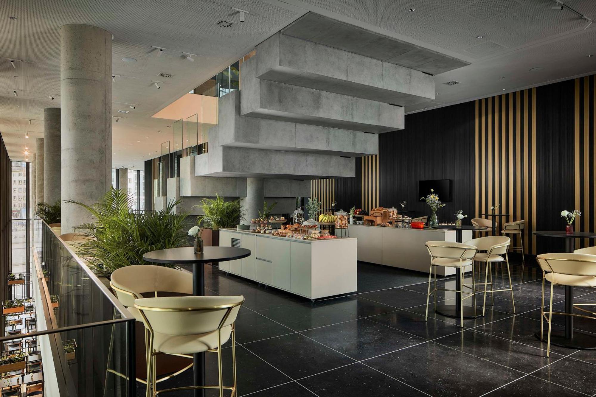 Nh Collection Frankfurt Spin Tower Hotel Frankfurt am Main Buitenkant foto