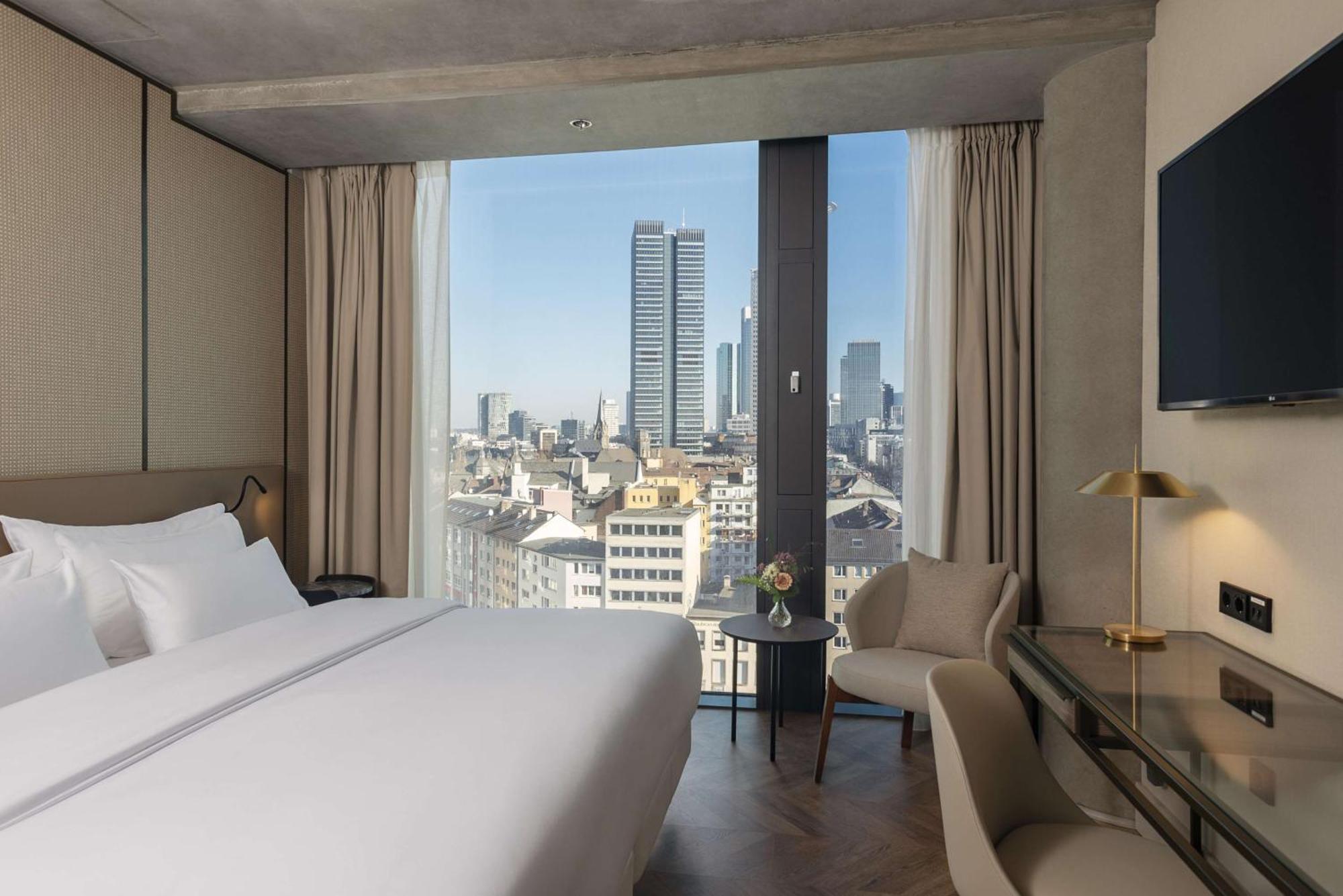 Nh Collection Frankfurt Spin Tower Hotel Frankfurt am Main Buitenkant foto