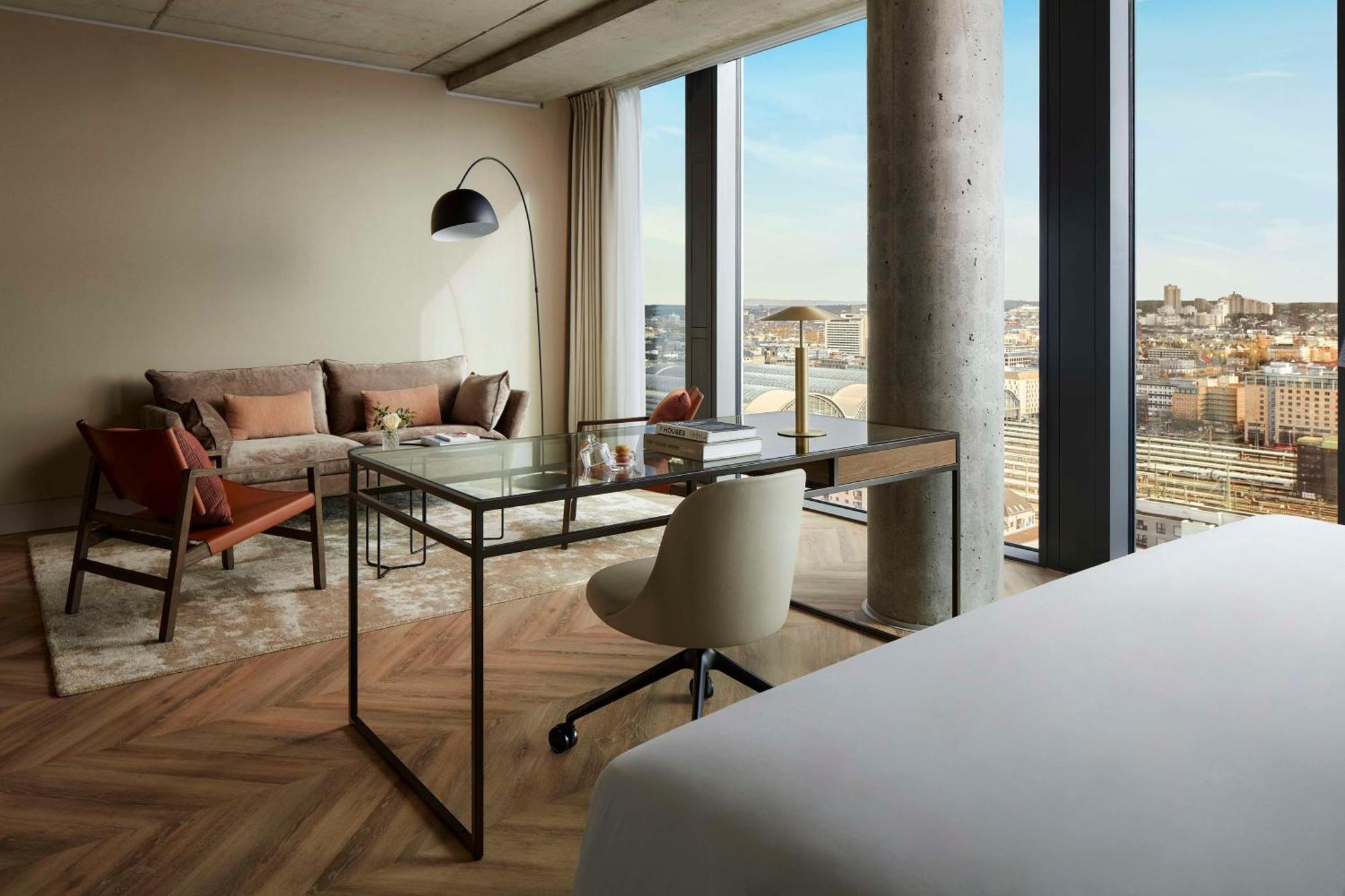Nh Collection Frankfurt Spin Tower Hotel Frankfurt am Main Buitenkant foto