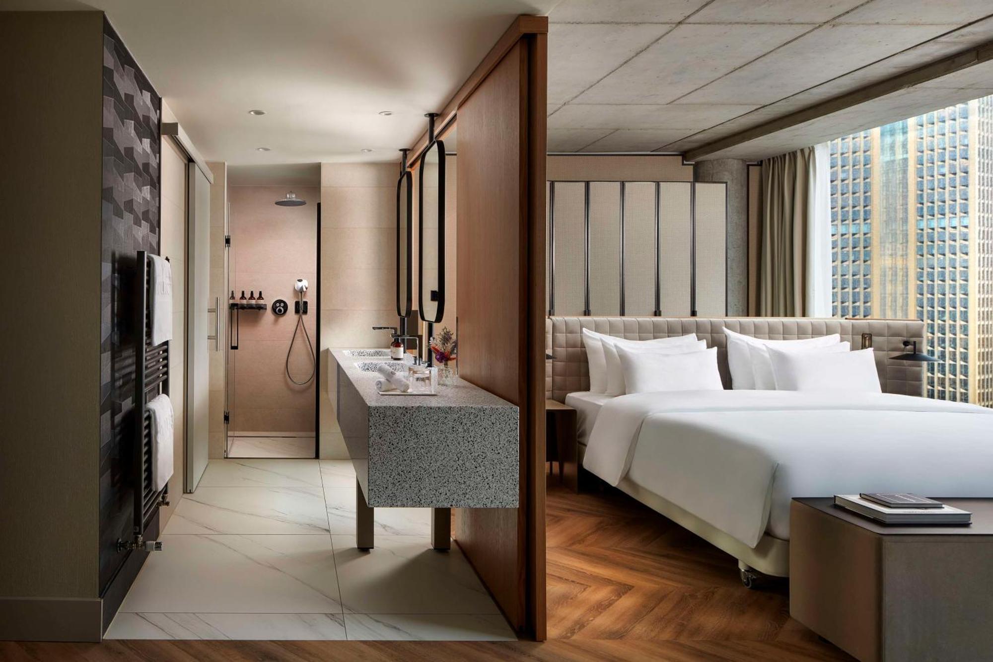 Nh Collection Frankfurt Spin Tower Hotel Frankfurt am Main Buitenkant foto