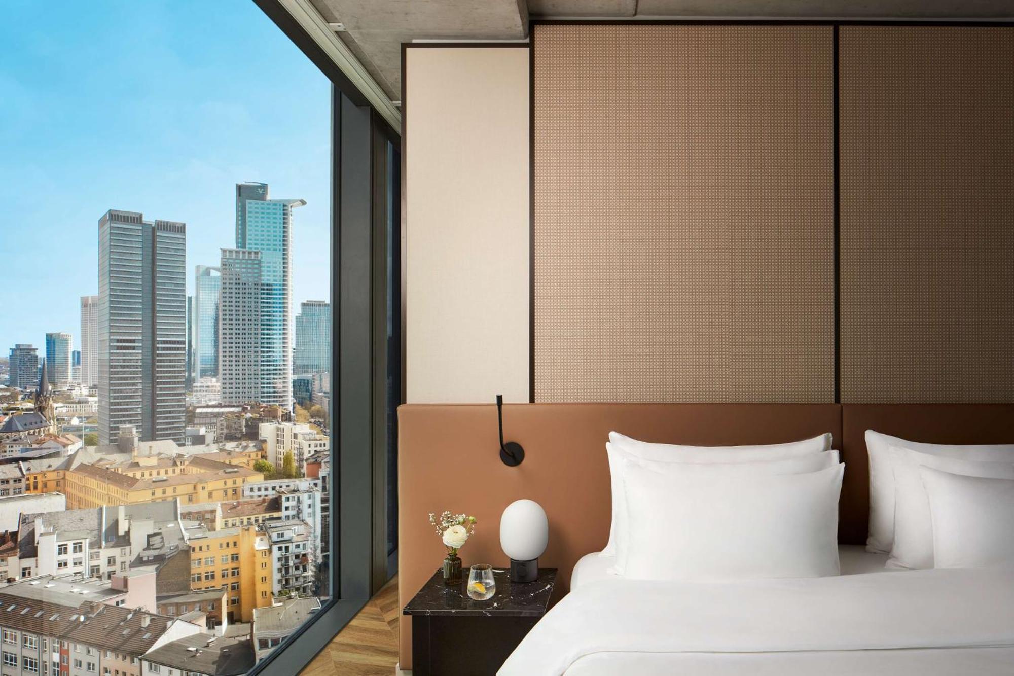 Nh Collection Frankfurt Spin Tower Hotel Frankfurt am Main Buitenkant foto